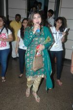Alka Yagnik at children_s day celebrations in Bhaidas Hall on 14th Nov 2011 (18).JPG